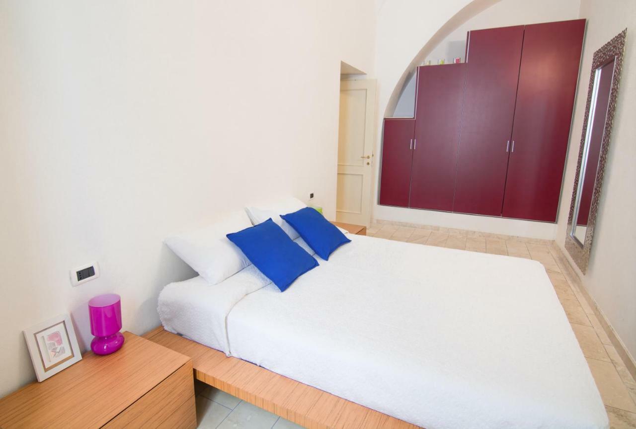 Modern Apartment In Historic Building Cagliari Ngoại thất bức ảnh
